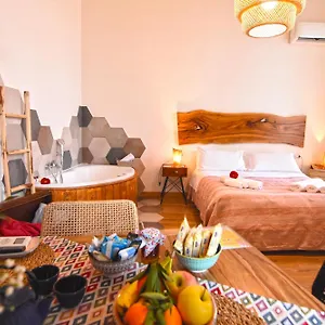 sunrise-apartments.hotels-amalfi.com/