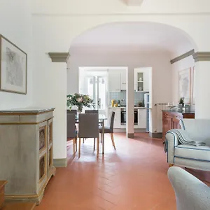 alex-house-florence.it-tuscanyhotel.com/