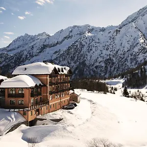 *** Hotel Locatori Italy